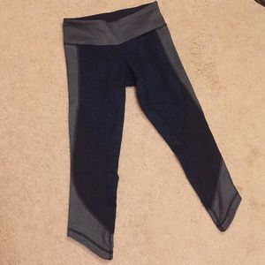 Lulu Lemon workout pants size xs